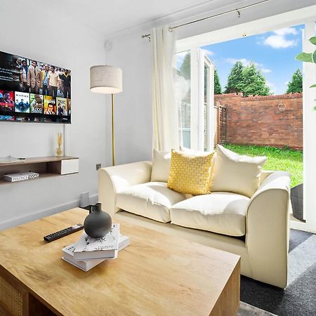 2 Bedroom House - Garden & Parking 2Gm - Wifi Birmingham Exterior photo
