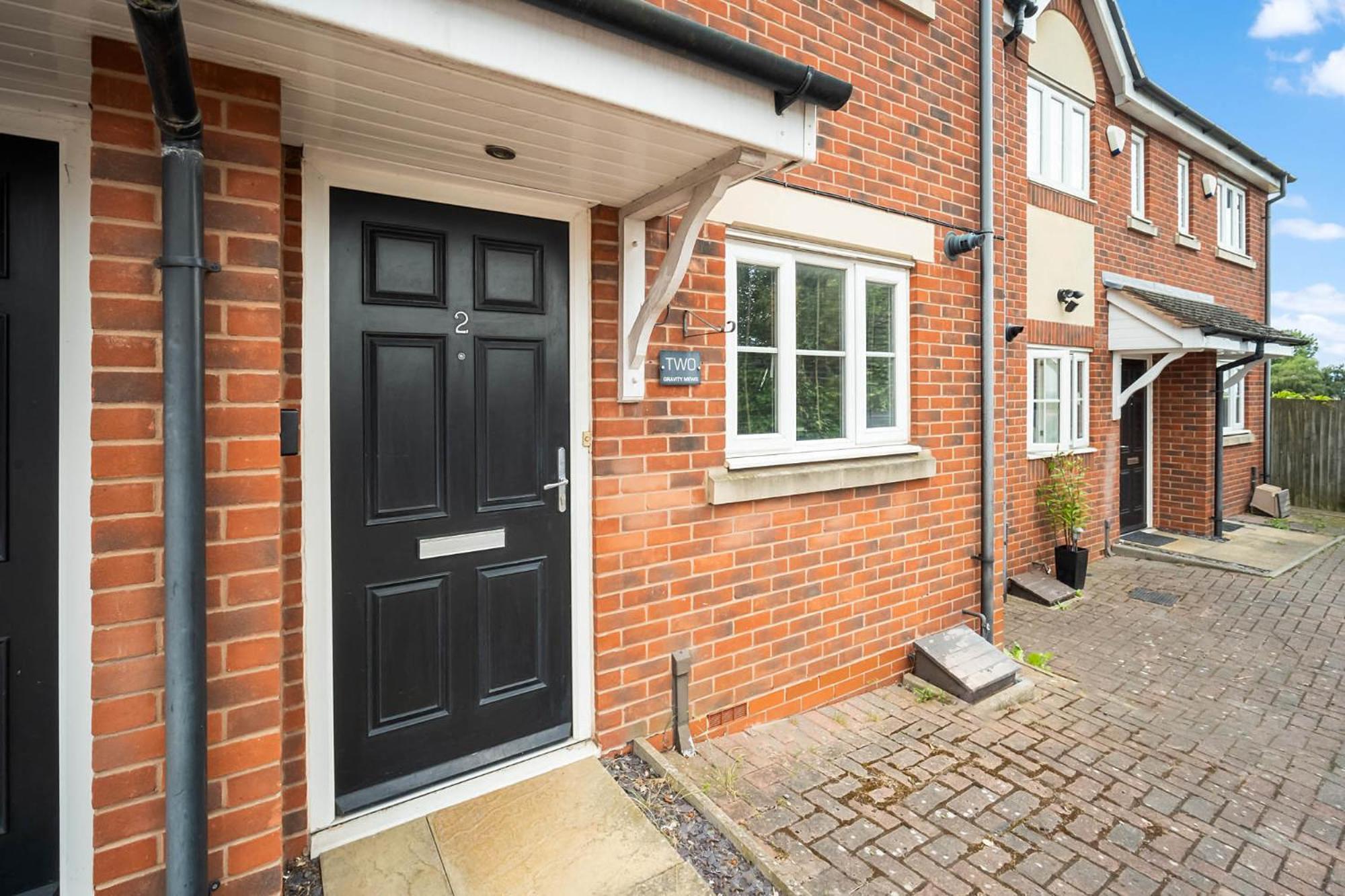 2 Bedroom House - Garden & Parking 2Gm - Wifi Birmingham Exterior photo