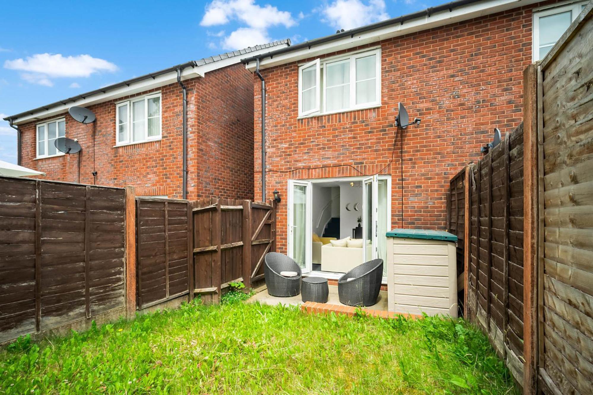 2 Bedroom House - Garden & Parking 2Gm - Wifi Birmingham Exterior photo